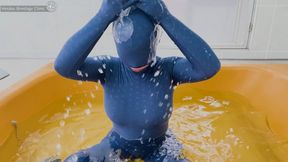 Underwater Masturbation in Water-Repellent Full Body Tights
