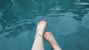 FOOTCAM FRIDAY, ASMR relaxing foot splashes