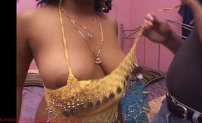 Indian Desi Aunty Fucked A White Tourist From Taj Mahal - Brunette