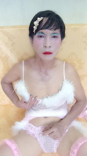 Oanh Le -Dressed as a sexy porn princess -Selfie ejaculates and then moans cock