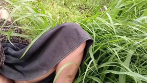 To get sister-in-law&amp;#039;s beautiful pussy, he went from house to field to get four katwans with him, brother-in-law fucked sis