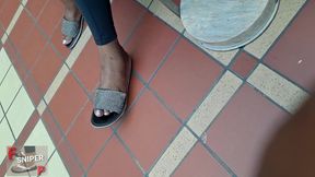 Working Lady Ebony with BBW Feet with Pink Toes