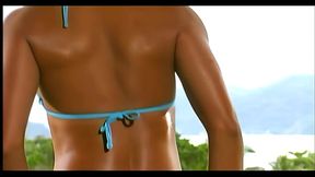 This Bitch Loves The Tropical Islands