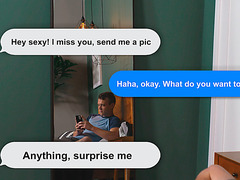 Dude is sending nude photo to his buddy by mistake!