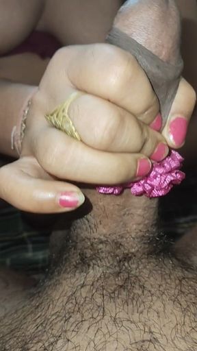 Desi Priya Bhabhi Give Footjob and Blojob Handjob Vum in Mouth