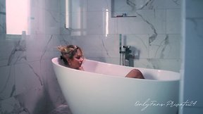 Great trans model takes a bath & shaves