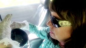 MRS. ROMAN HOLDER SMOKING VS120s WITH WHITE LACE GLOVES AND SUNGLASSES