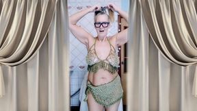 Hot Housewife Lukerya. Fun Flirting.