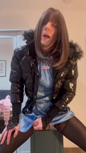 Jess Silk Rides Dildo