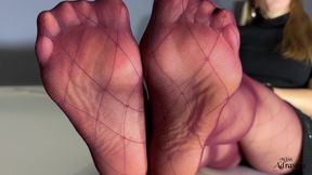 Sniff, Suck, Cum All Over My Feet and Lick Them Clean! - Mit Miss Adrastea