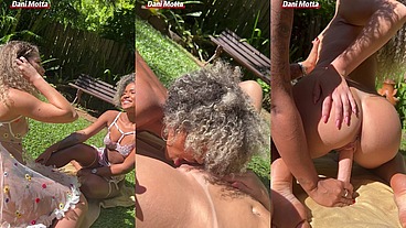 MORENA GOSTOSA SAFADA APROVEITA SITUAÇÃO PARA CHUPAR SUA AMIGA AO AR LIVRE
