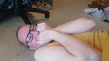 If you put kayleth , faeriewillow and I in a room together lewd things are bound to happen! I was innocently lying on the flo...