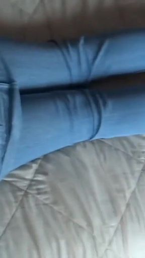 I Managed to Masturbate with My Wife's Sister, Handjobs and a Big Cumshot on Her Huge Ass