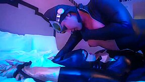 Catwoman Seduces Batgirl