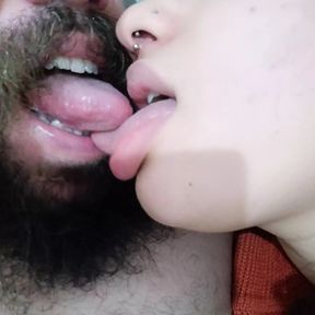 NAUGHTY TONGUE OF THIS BITCH DANCING DELICIOUSLY IN THE CUCKOLD&#039;S MOUTH