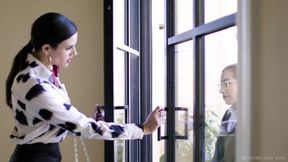 Modern-day Sins - Gorgeous MILF Penny Barber Seduces Straight Girl Spencer Bradley with Her Strap-on