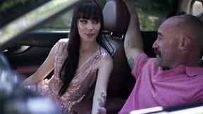 ”Suspicious stepfather fucks his stepsons pawg teen Girlfriend outdoors”