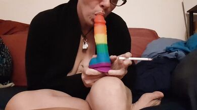 Shantastic smoking rainbow dildo fun