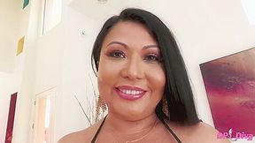 Curvy Milf Krystal Daviss First Dp Ends With A Messy Facial