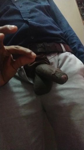 Tamil10inches BBC Who Wanna Play This Living Guitar