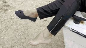 I lost my shoe while walking-6 AVI