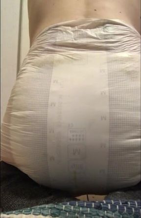 Unforgettable Moments: Hilarious Diaper Sounds That Will Make You Smile!