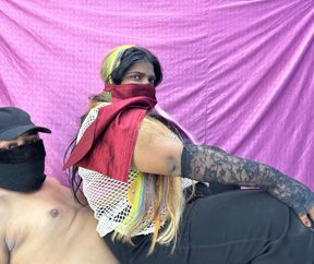 Indian desi bhabhi ne paise lekar choda