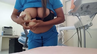 THE CREATIVE NURSE WALKS THROUGH THE HOSPITAL ROOMS RECORDING HOMEMADE PORN