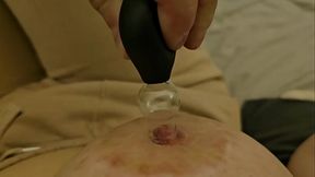 Chubby BBW pumps nipples and trains anal gap