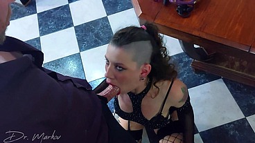 KatrinaPunk Testeando los juguetes del Dr. Markov por todos los agujeros