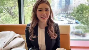 Salesman's hard work rewarded with fucking his sexy boss