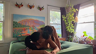 Hooking Up With Dani Synclair After We Met On Feeld - FULL SCENE
