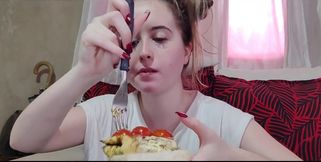 750583113125474304. mp4