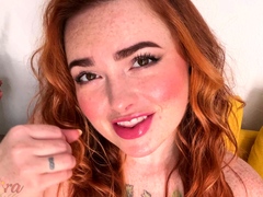 Amateur redhead MILF has facial