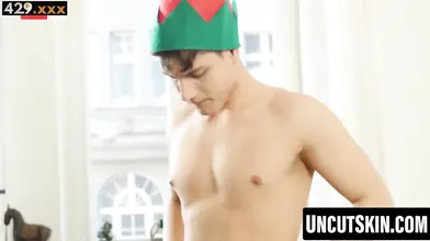 Alpha male solo masturbates with chiselled chest - Muscular Guy Jacks Off
