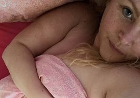 My big titties wife and her pink friend having fun