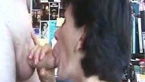 Short haired wrinkled mature housewife with pale tits gave head