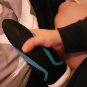 Masturbator an cumming