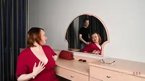 Busty Russian EXPERIENCED LADY Anna Maria prepares for bed