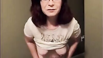 Stepmom's taboo role play: Stepson's squirting while Daddy's away