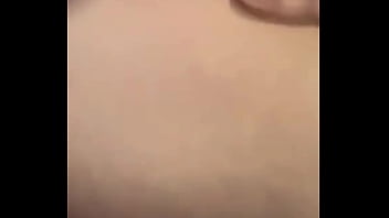 TE GUSTA COMO SE VE MI CULO EN ESTA LENCERIA QUE ME PIDIERON QUE ME PUSIERA PORQUE ME VEO SUPER SENSUAL Y HACE QUE QUIERA DISFRUTAR DE LAS MEJORES SESIONES ANALES QUE HE TENIDO HASTA EL MOMENTO