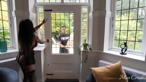 Hotwife fucks Amazon Driver