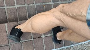 Tempest flexing on steps