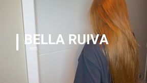 a sensacional bella ruiva completinha pra voces