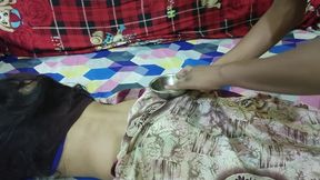 Desi Bhabhi Looks Amazing Wearing Saree, I Enjoyed It