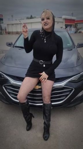 Big titty slut KandyxB smokes and shows off pussy in public