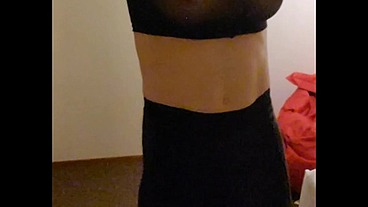 Crossdresser maria in black nylonstocking en highheels
