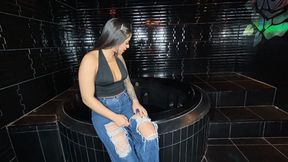 Feel my sweat inside your mouth By Ana Ayumi and Isabelita