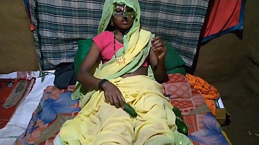 Bhabhi ne apne chut me visit able sex in hindi dubbed