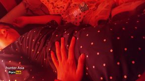 A Strange Traveling Girl Seduces Me on the Bus, and I Ended up Fucking Her in the Hotel Room